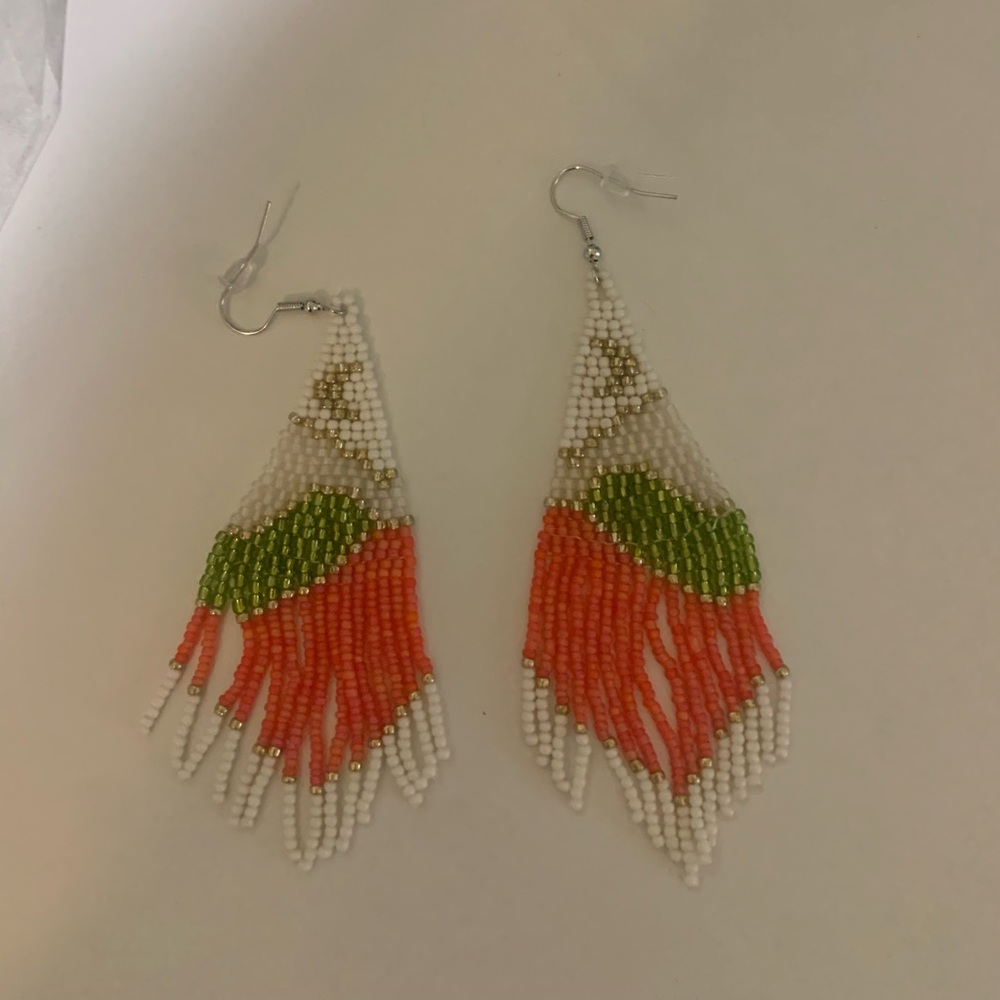 Hand made Native American/ boho style Beaded Earrings